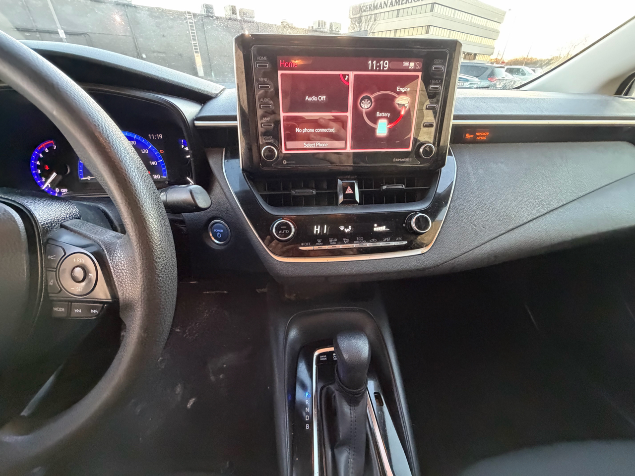 Toyota Corolla LE Hybrid 2021