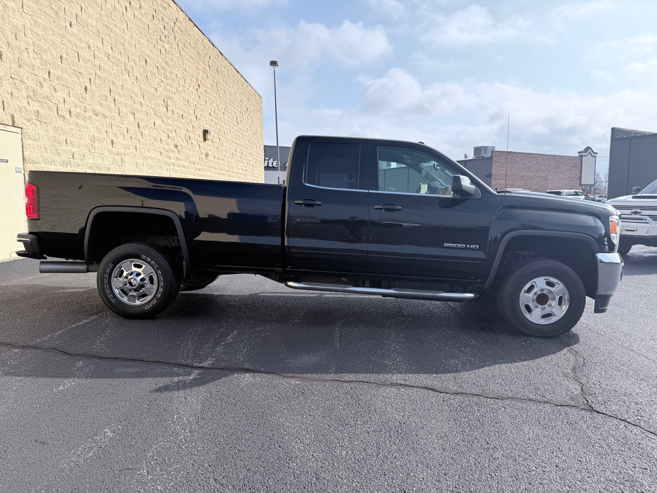 GMC Sierra 2500HD SLE Double Cab 2WD 2016
