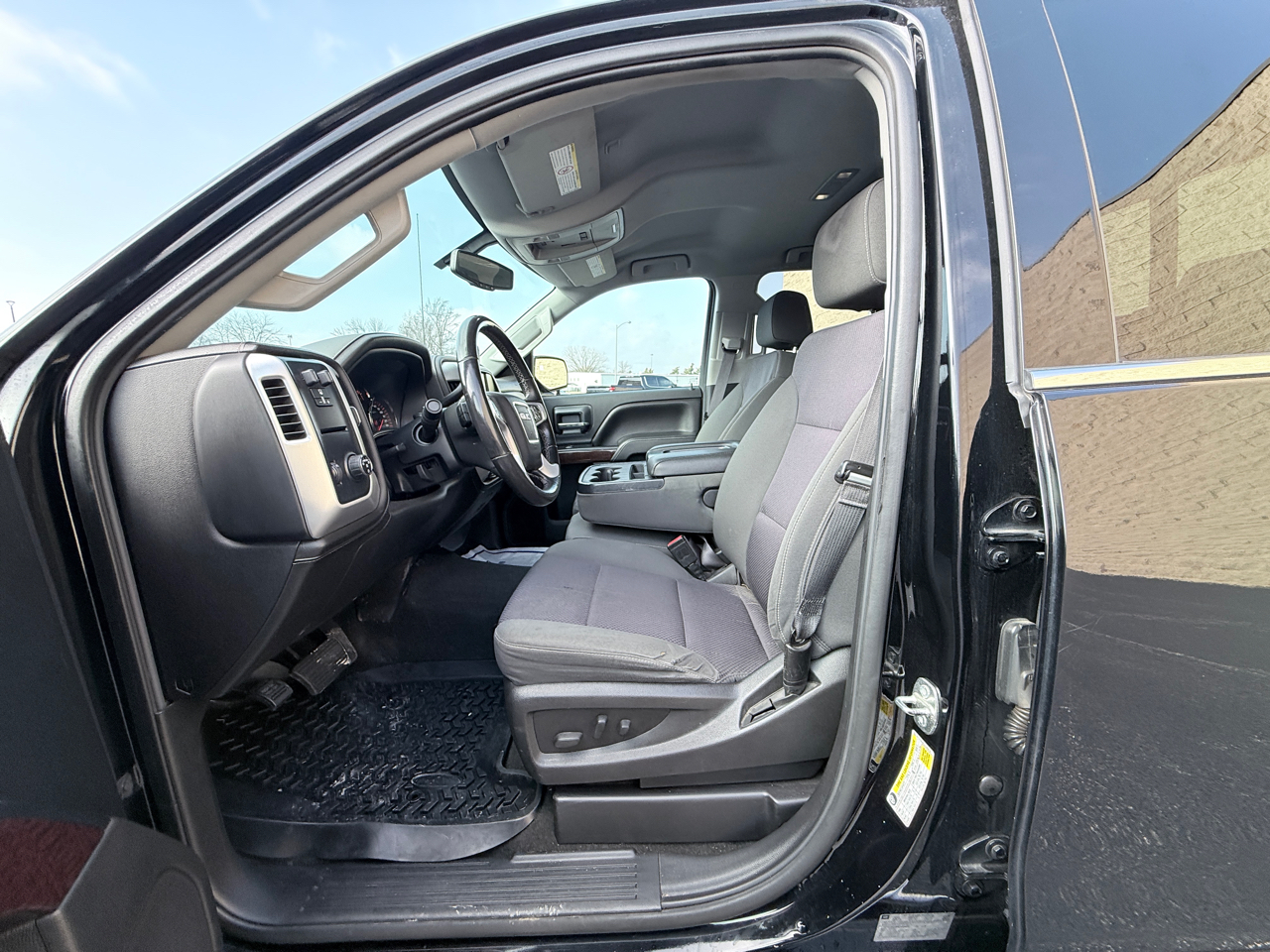 GMC Sierra 2500HD SLE Double Cab 2WD 2016