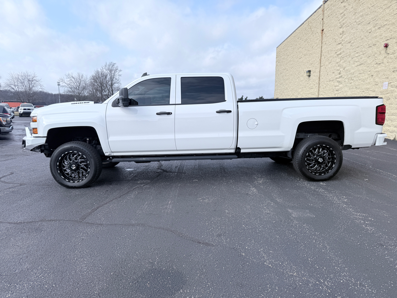 Chevrolet Silverado 2500HD LT Crew Cab Long Box 4WD 2019
