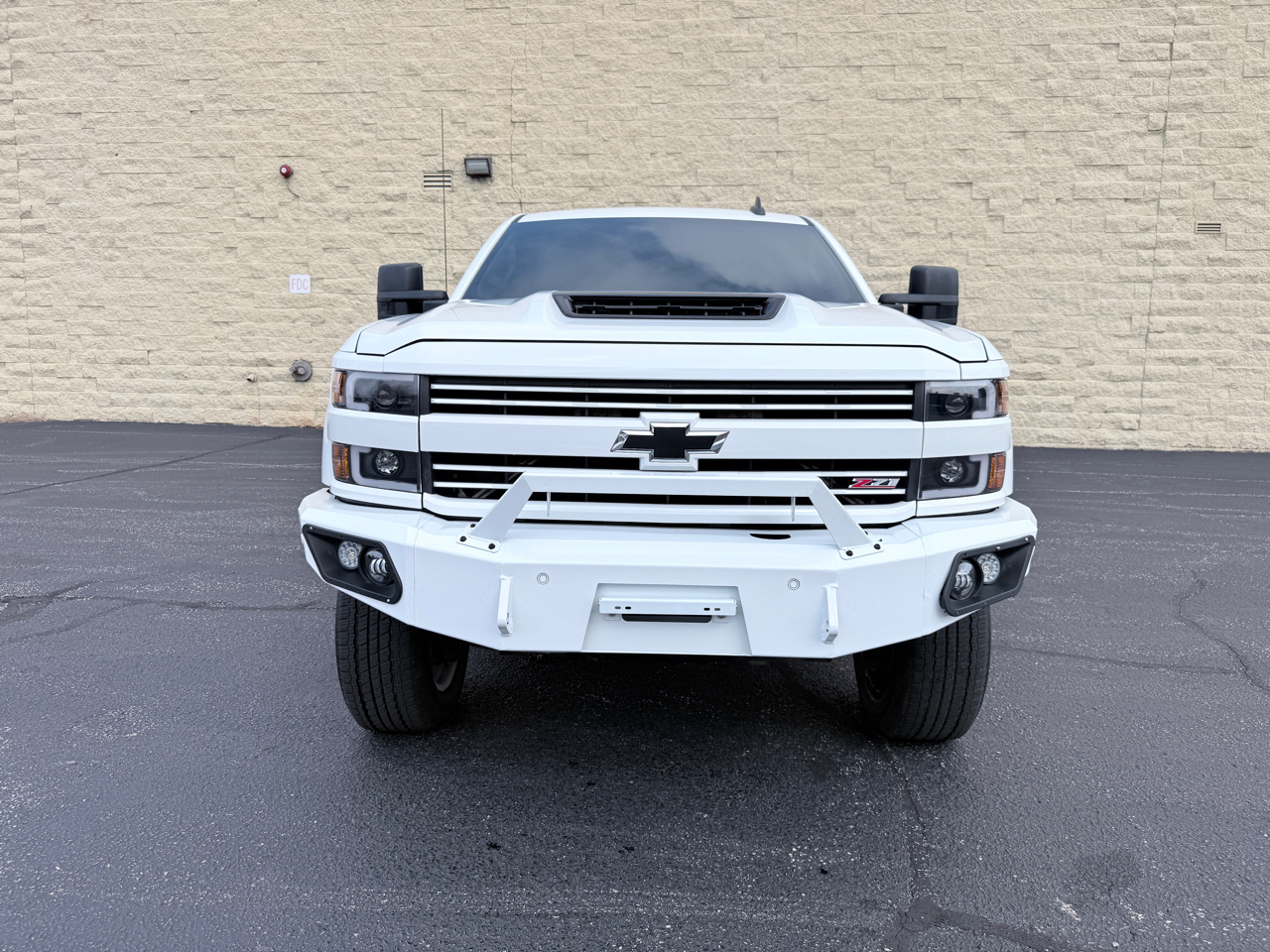Chevrolet Silverado 2500HD LT Crew Cab Long Box 4WD 2019