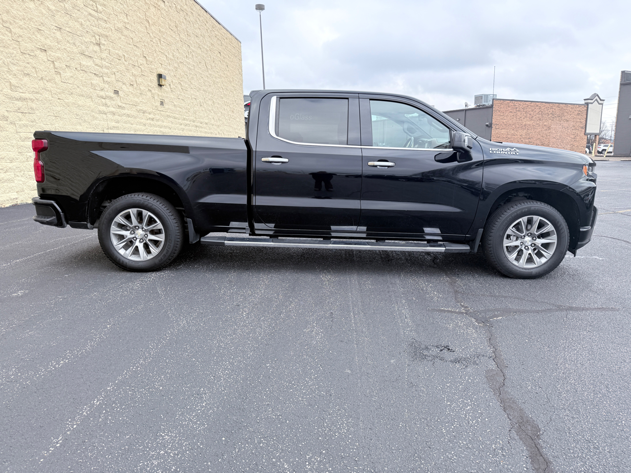Chevrolet Silverado 1500 High Country Crew Cab 4WD 2019