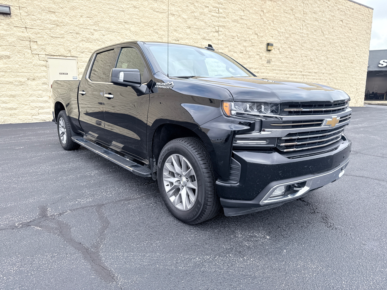 Chevrolet Silverado 1500 High Country Crew Cab 4WD 2019
