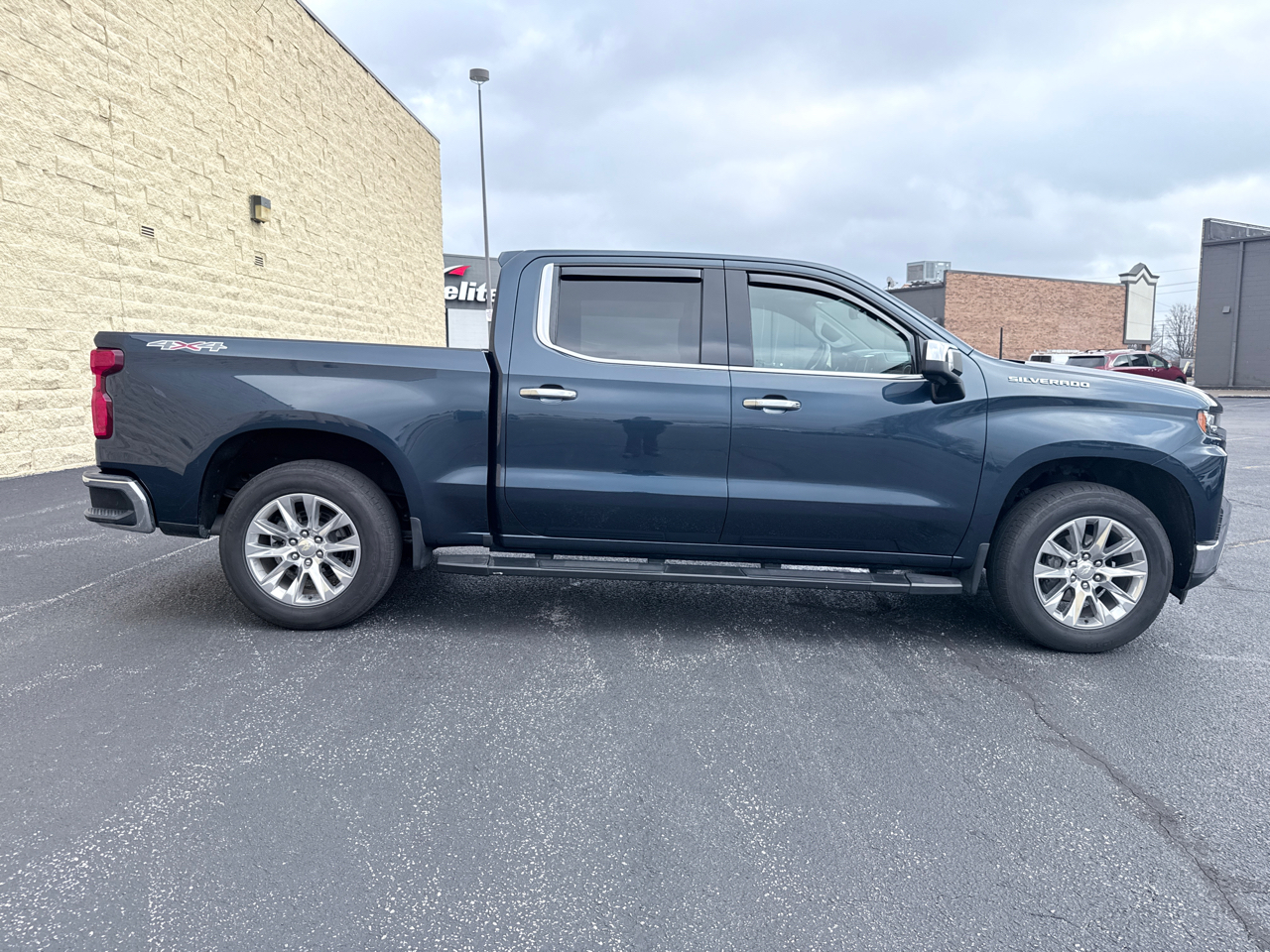 Chevrolet Silverado 1500 LTZ Crew Cab Long Box 4WD 2020