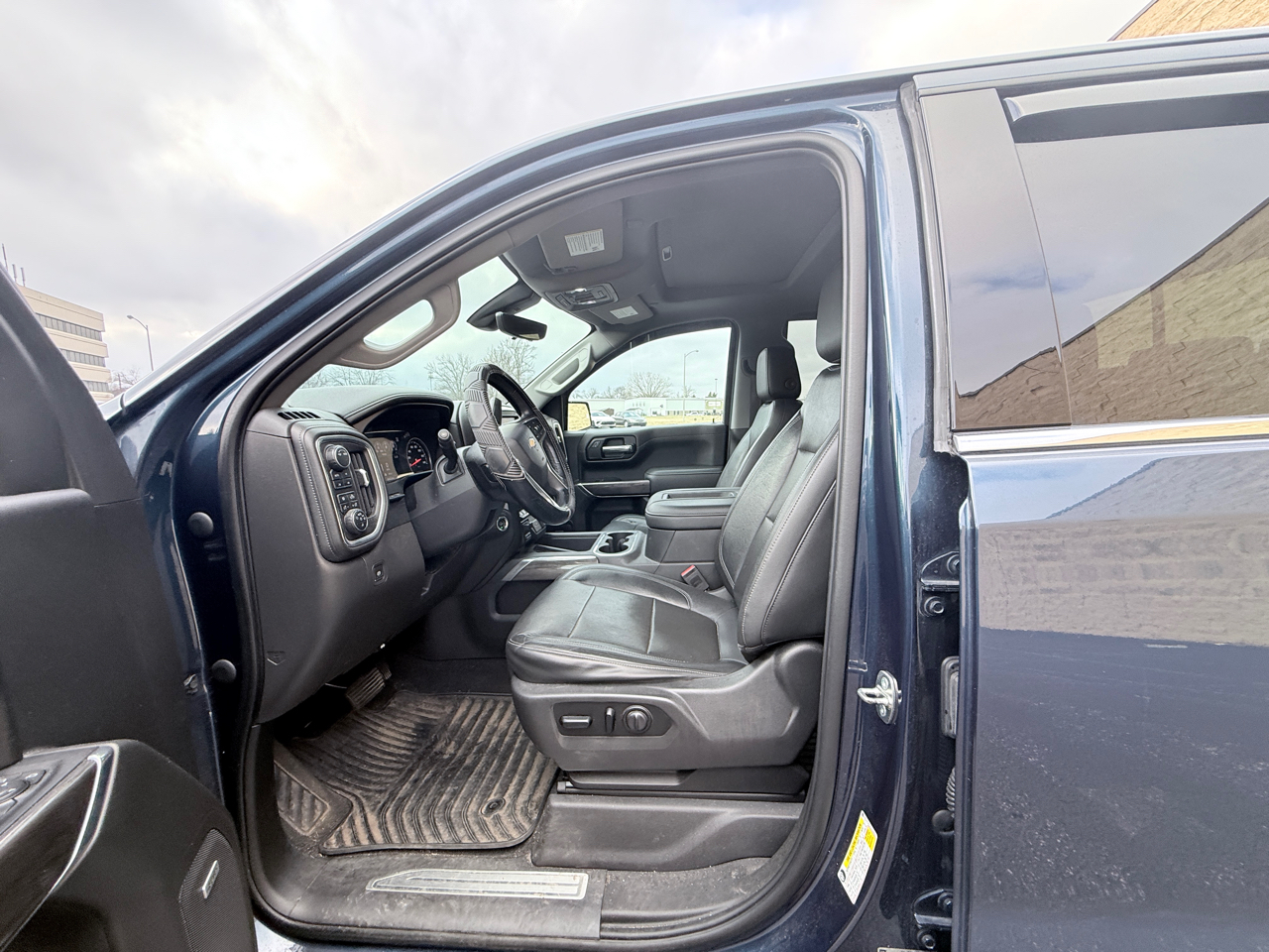 Chevrolet Silverado 1500 LTZ Crew Cab Long Box 4WD 2020