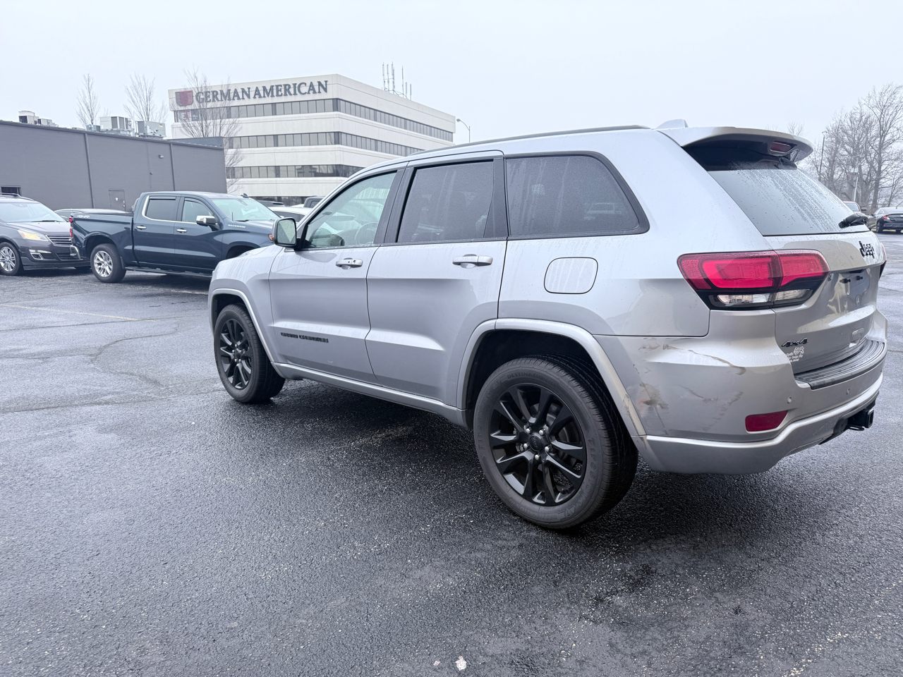 Jeep Grand Cherokee Laredo 4WD 2020