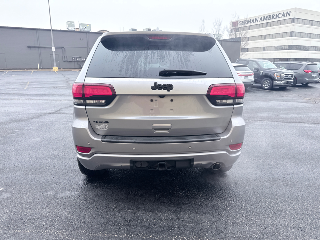 Jeep Grand Cherokee Laredo 4WD 2020
