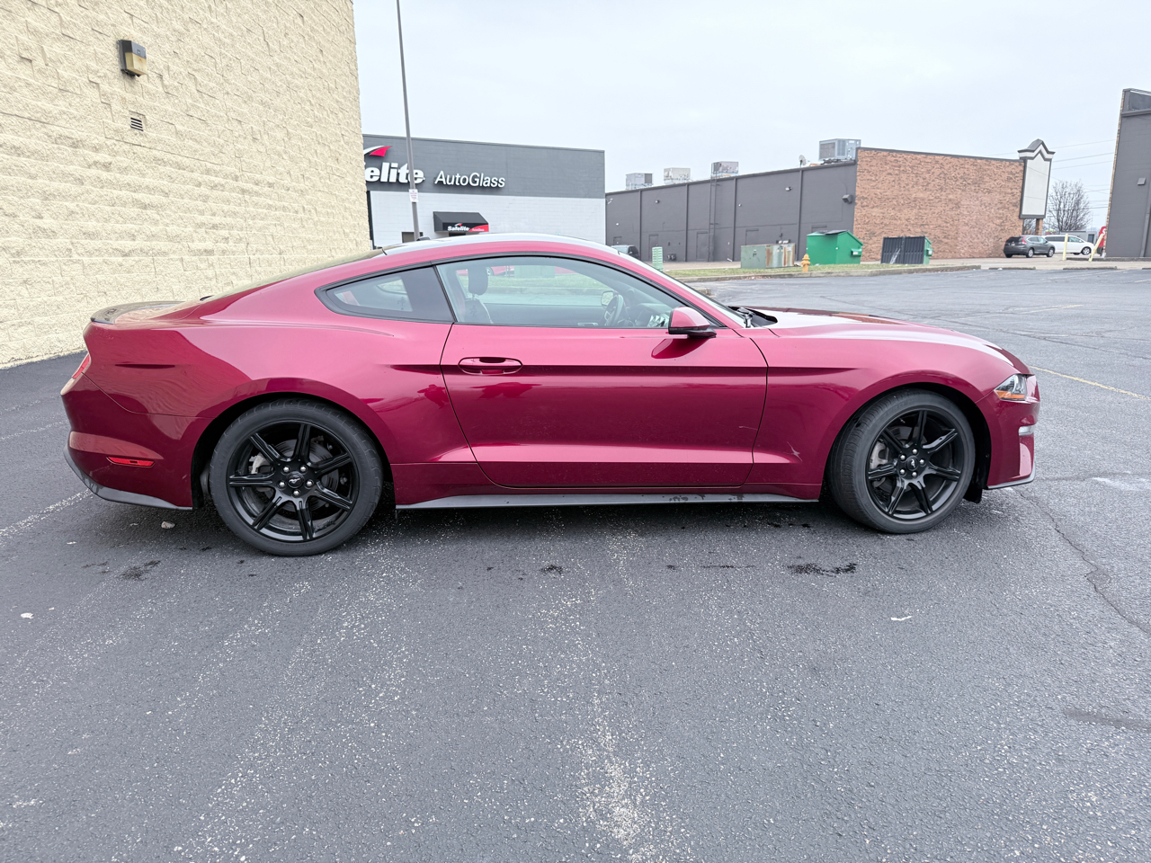 Ford Mustang EcoBoost Coupe 2019