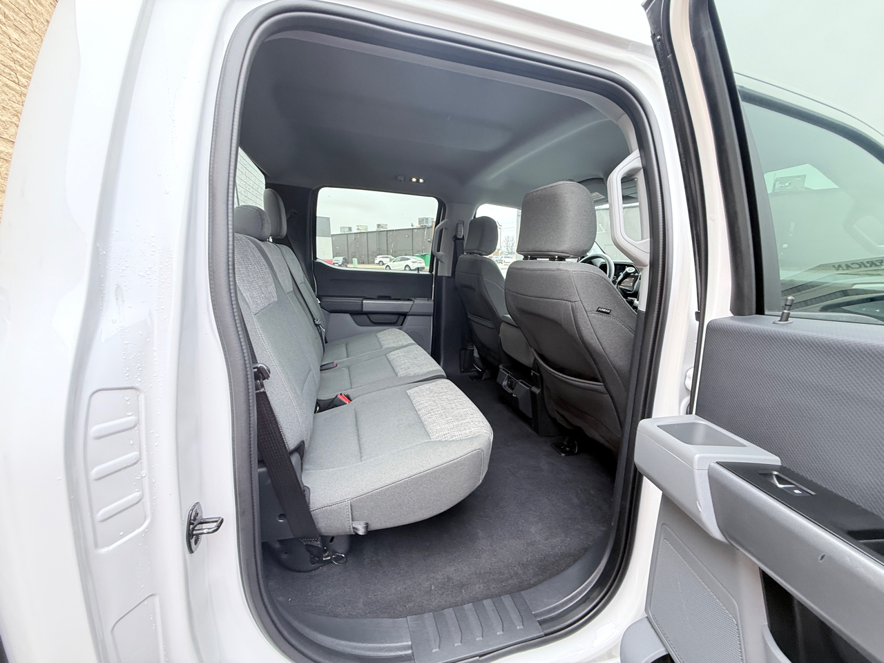 Ford F-150 Lariat SuperCrew 5.5-ft. Bed 4WD 2023