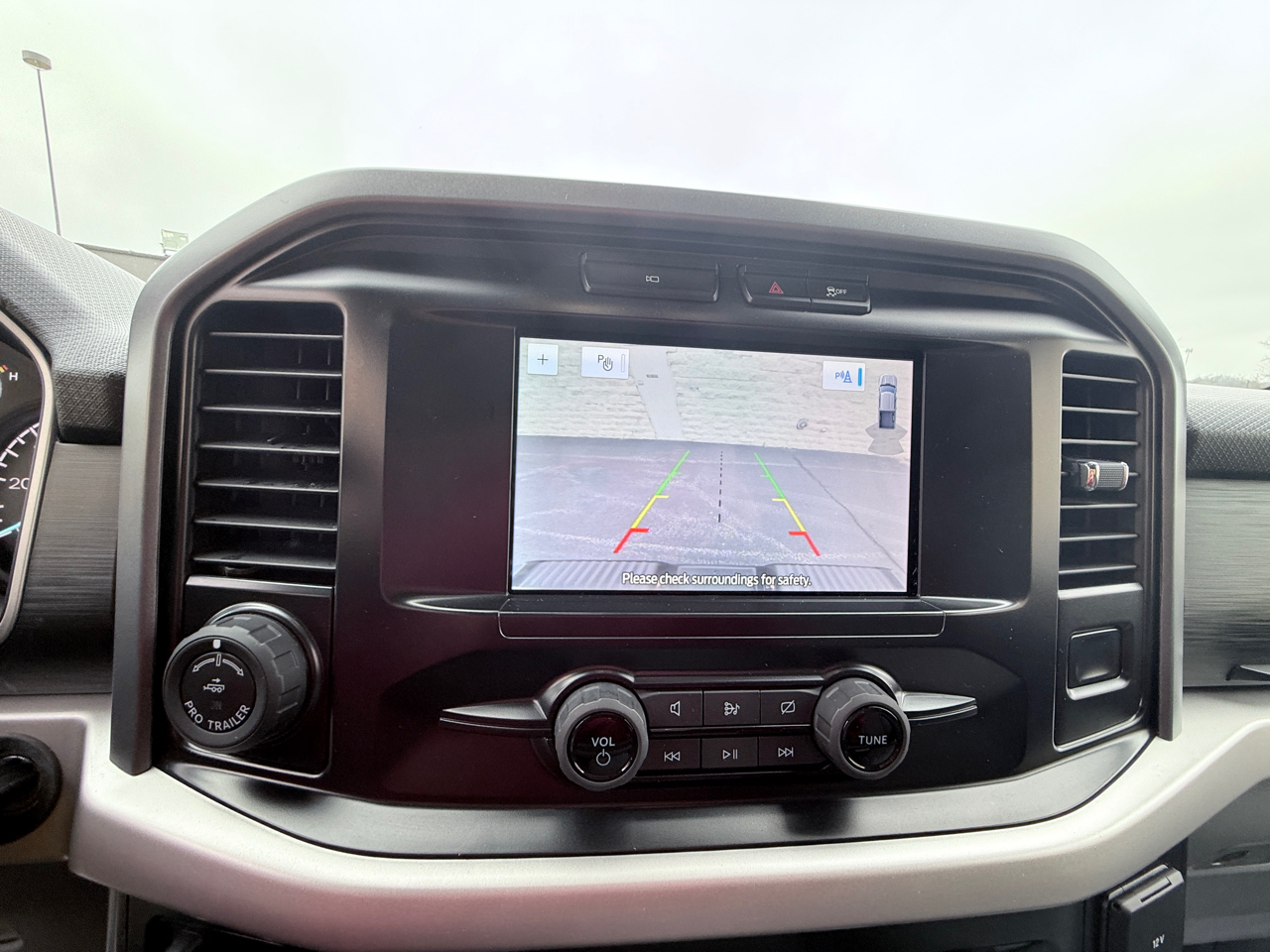 Ford F-150 Lariat SuperCrew 5.5-ft. Bed 4WD 2023