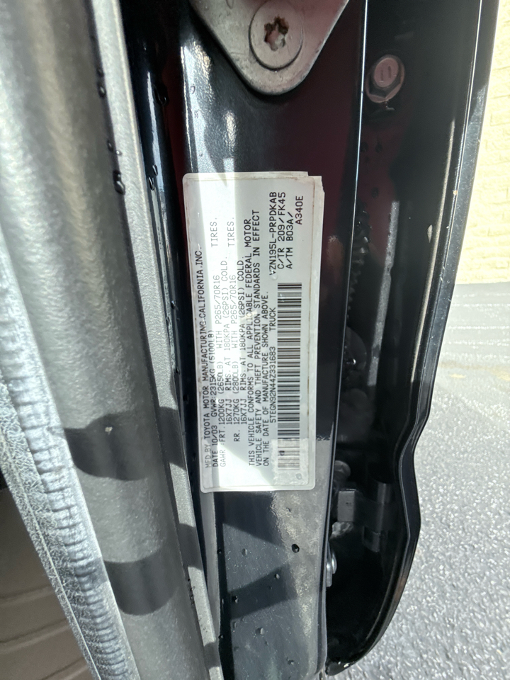 Toyota Tacoma PreRunner Double Cab V6 2WD 2004