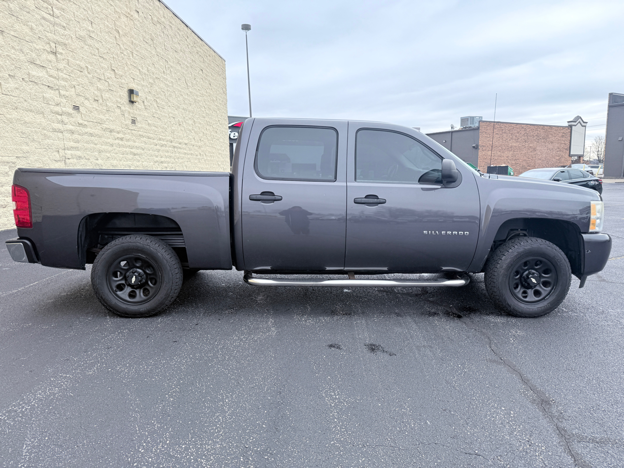 Chevrolet Silverado 1500 Work Truck Crew Cab 2WD 2010