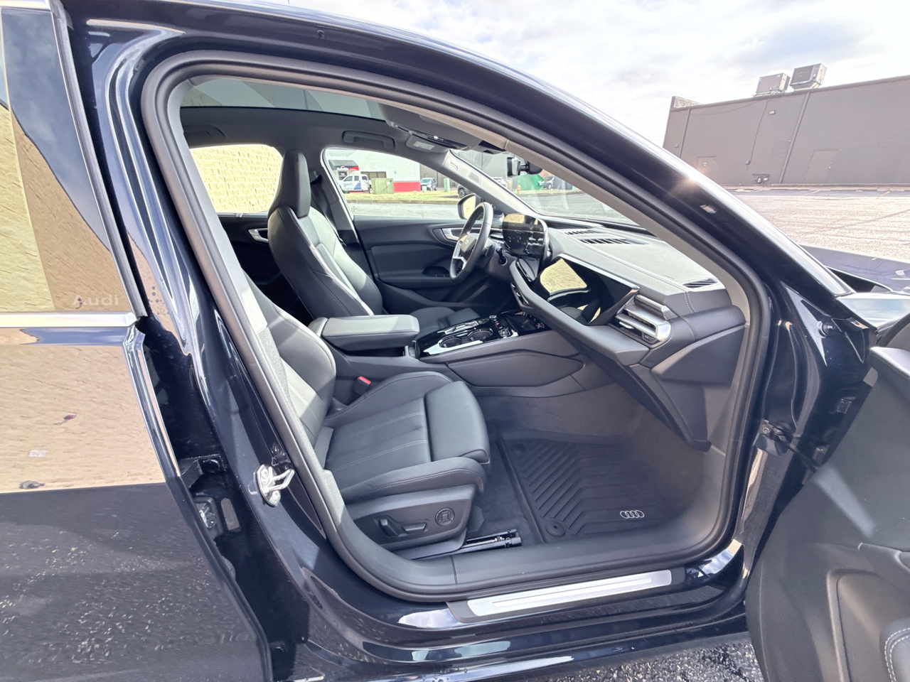 Audi A5 Premium Plus S line 45 TFSII quattro 2025