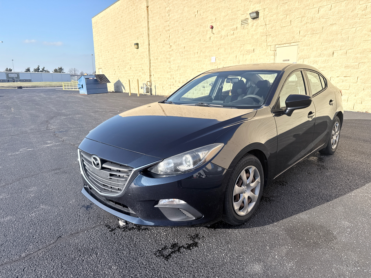 Mazda MAZDA3 i SV AT 4-Door 2015