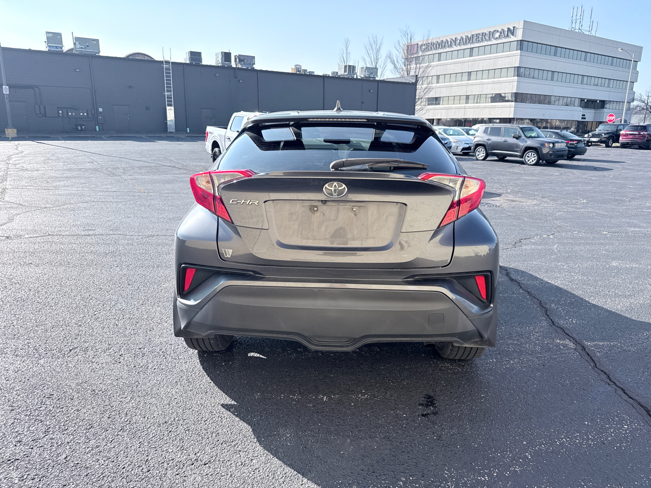 Toyota C-HR XLE 2018
