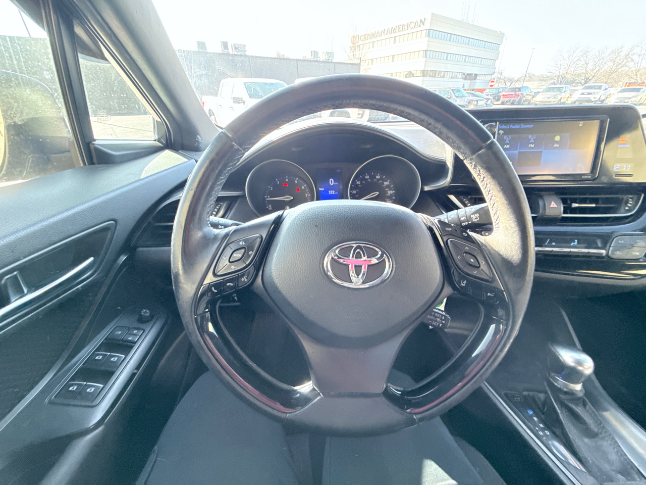 Toyota C-HR XLE 2018