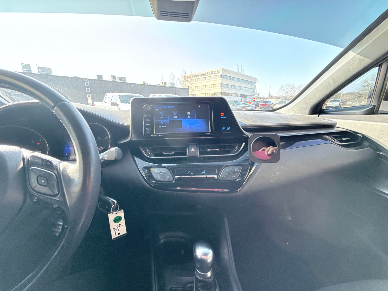 Toyota C-HR XLE 2018