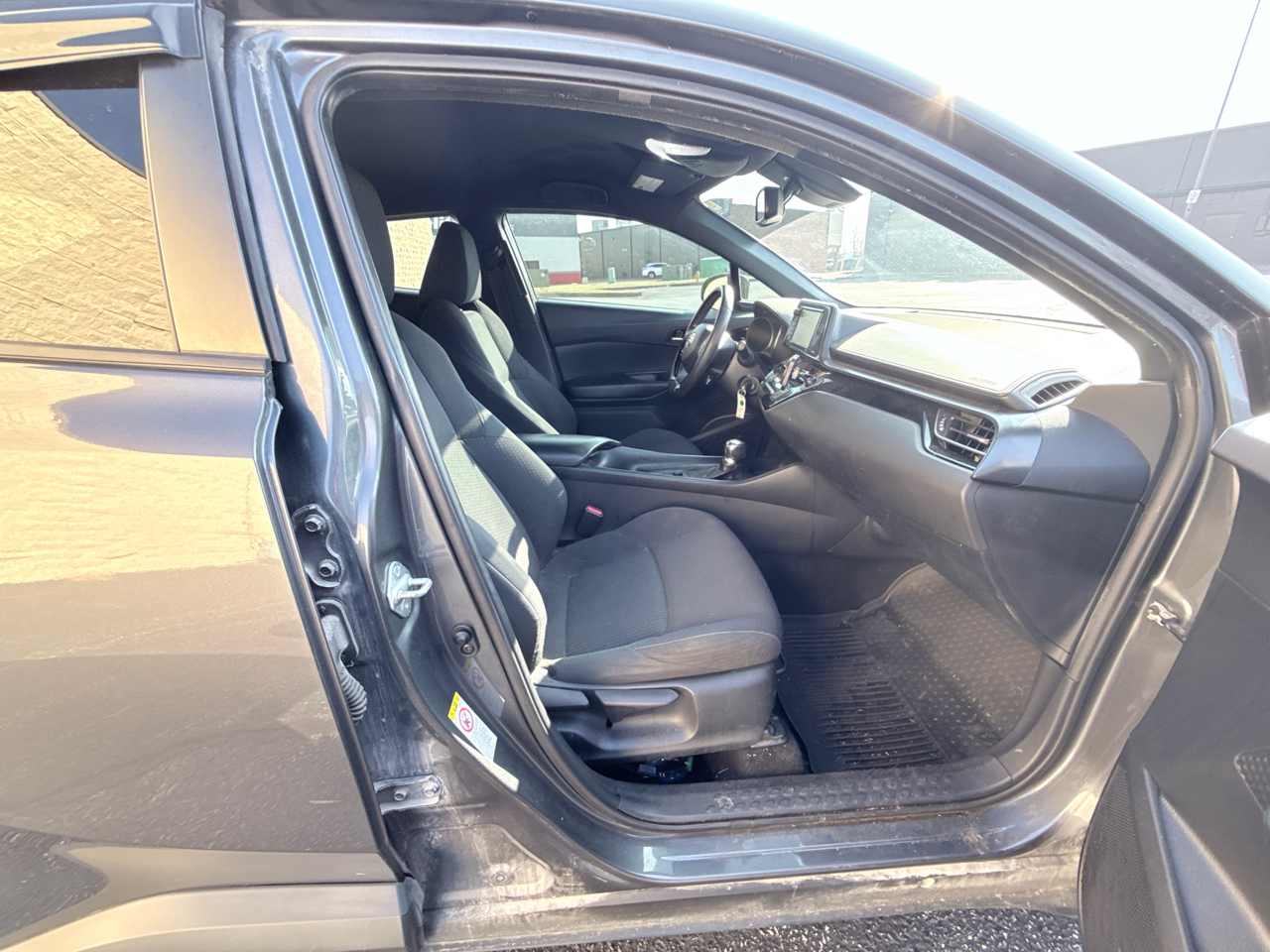 Toyota C-HR XLE 2018