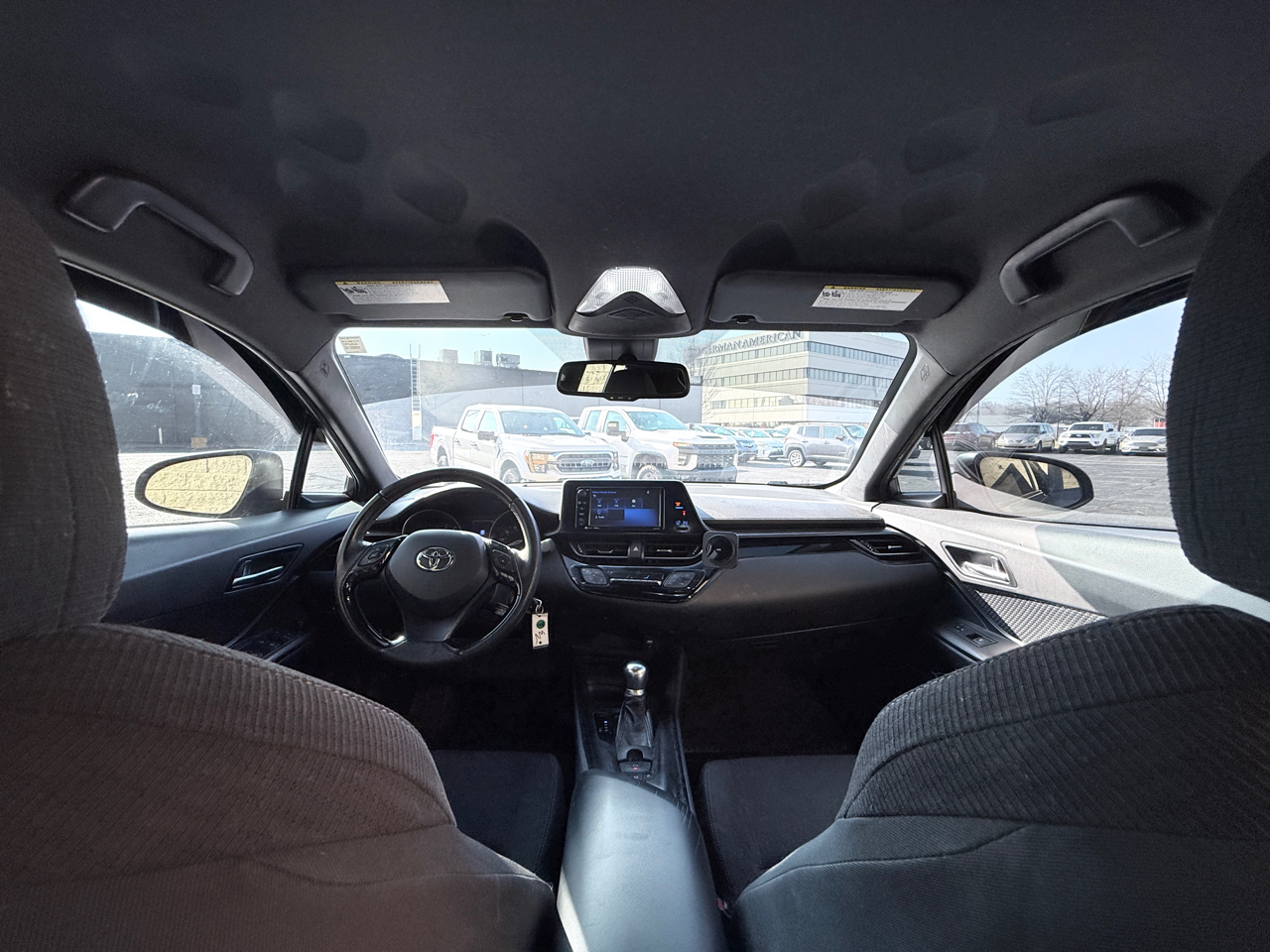 Toyota C-HR XLE 2018