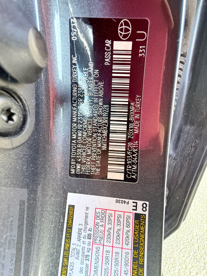 Toyota C-HR XLE 2018