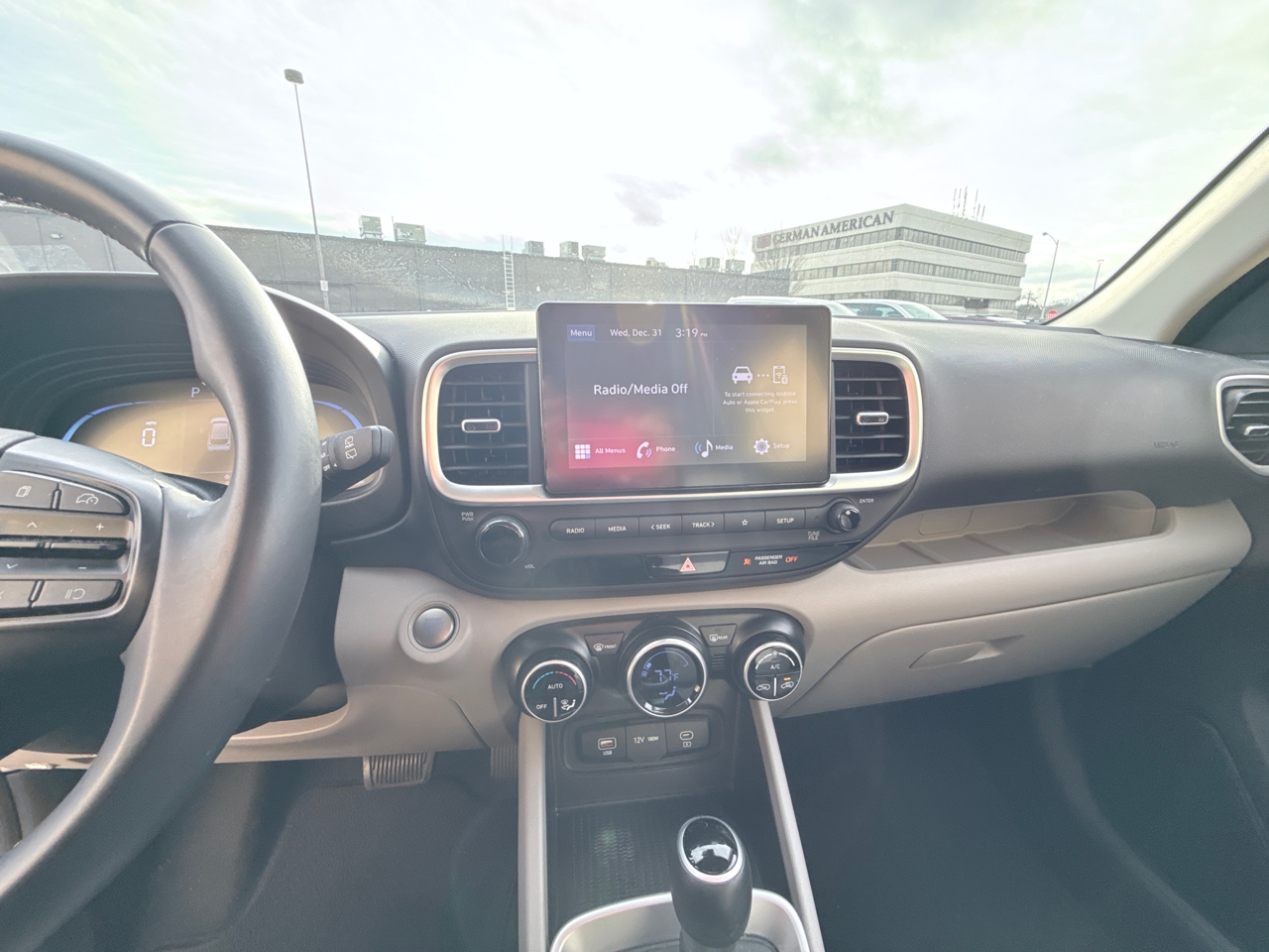 Hyundai Venue SEL 2024