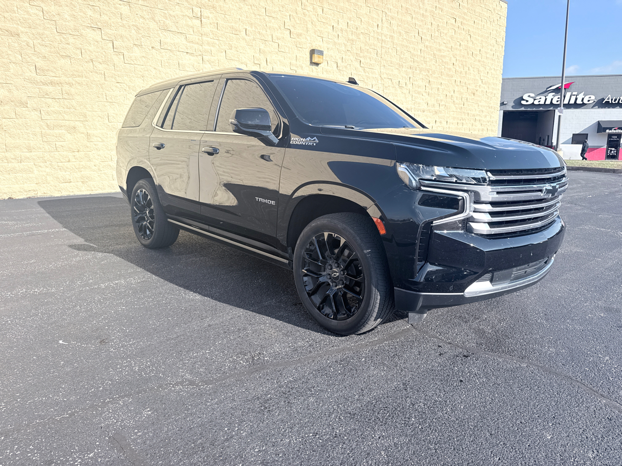 Chevrolet Tahoe High Country 4WD 2024