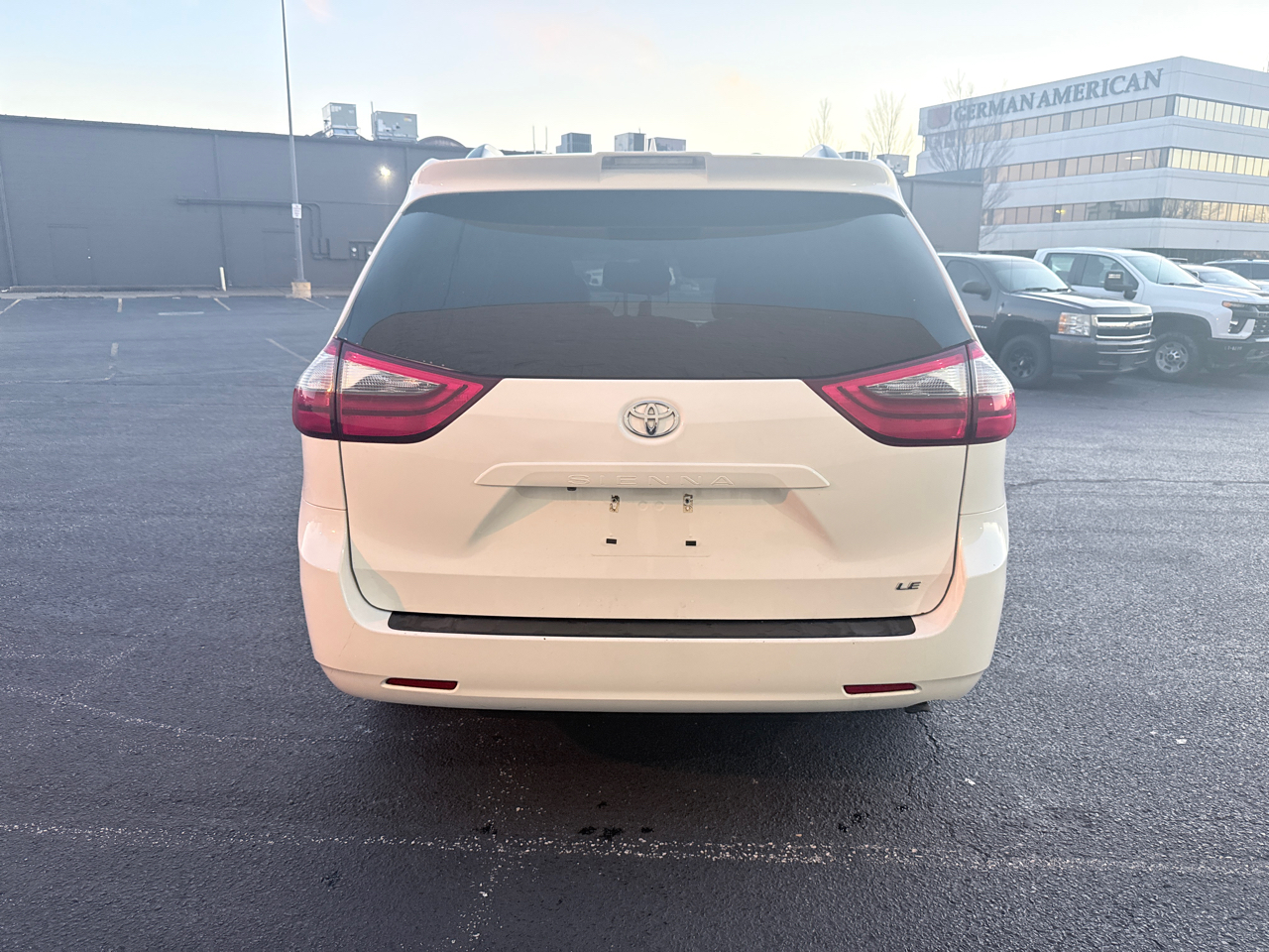 Toyota Sienna LE 8-Passenger 2020