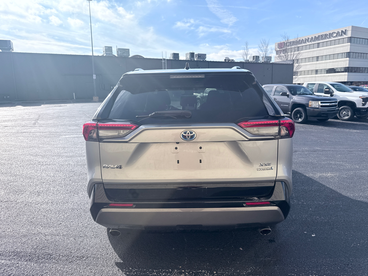 Toyota RAV4 Hybrid XSE 2019