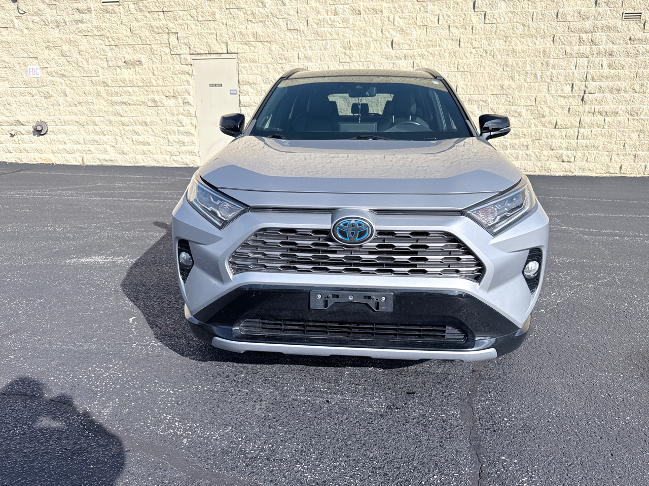 Toyota RAV4 Hybrid XSE 2019
