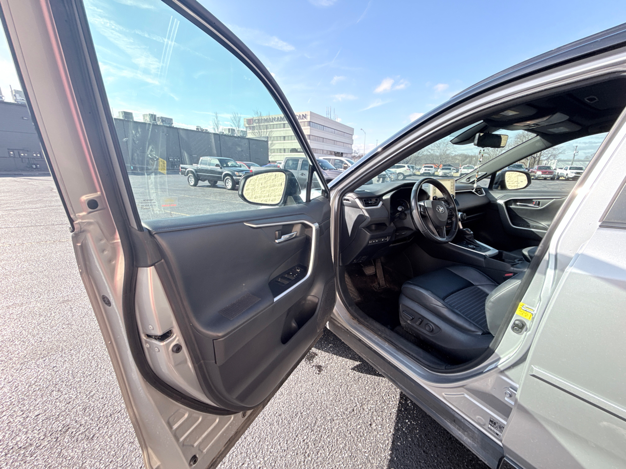 Toyota RAV4 Hybrid XSE 2019