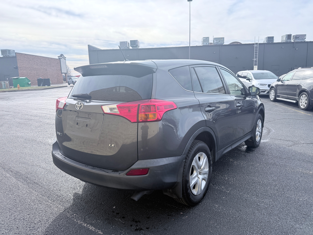 Toyota RAV4 LE FWD 2014