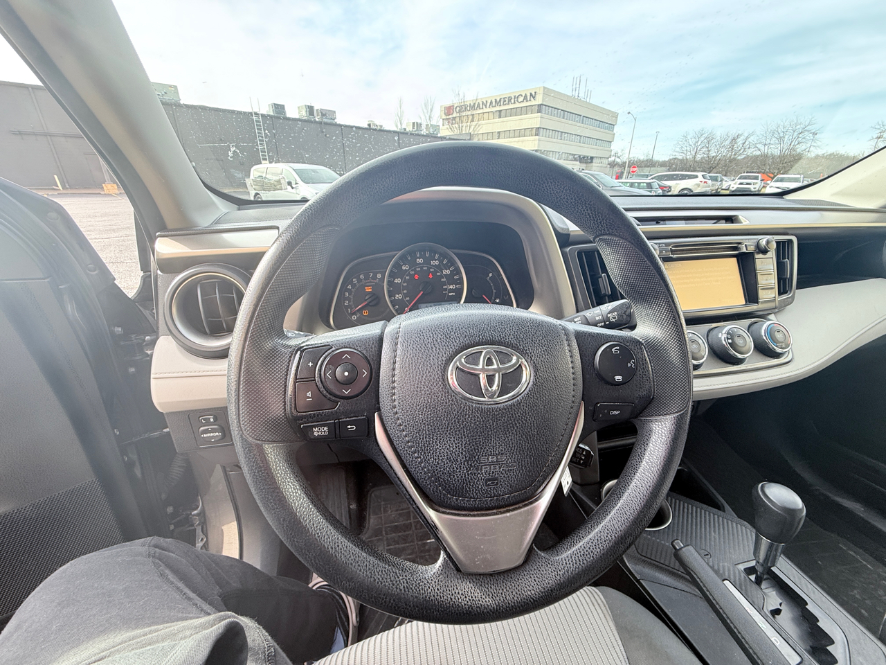 Toyota RAV4 LE FWD 2014