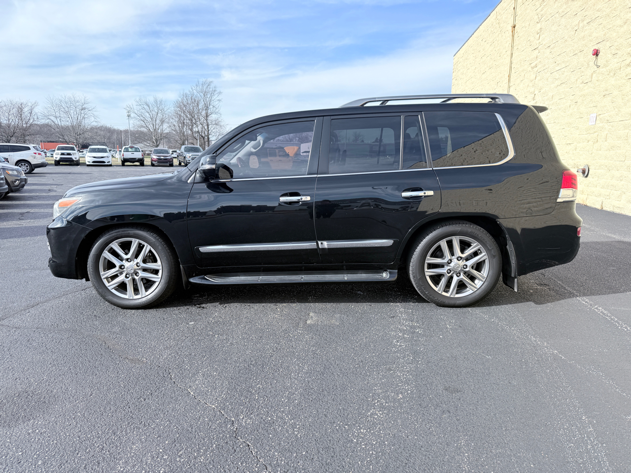 Lexus LX 570 Sport Utility 2013