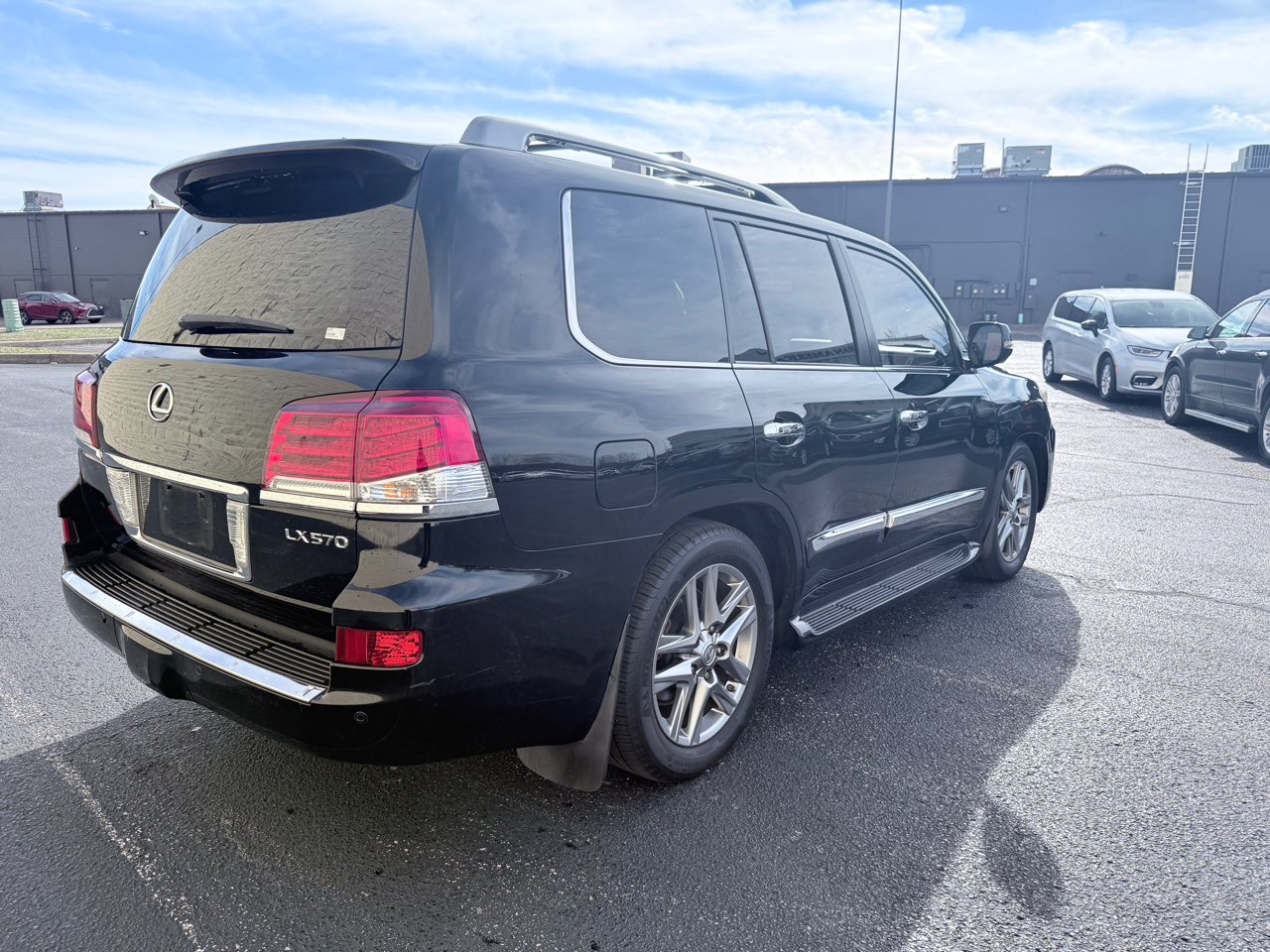 Lexus LX 570 Sport Utility 2013