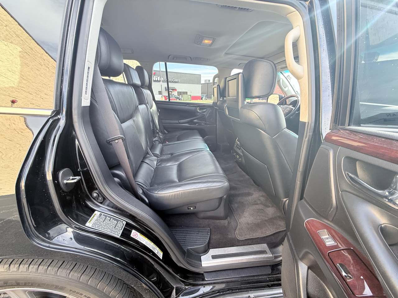 Lexus LX 570 Sport Utility 2013