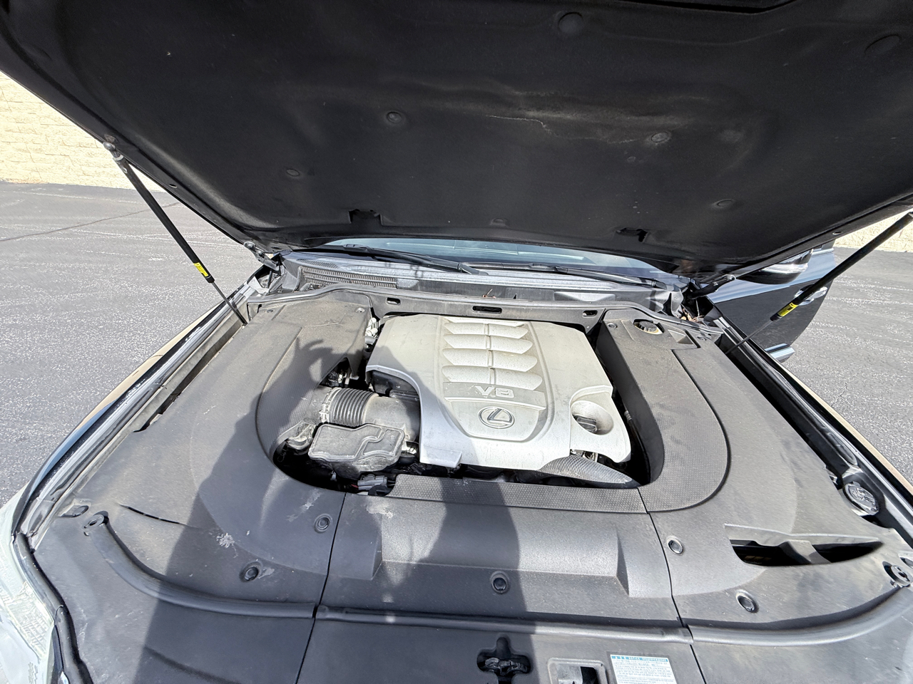 Lexus LX 570 Sport Utility 2013