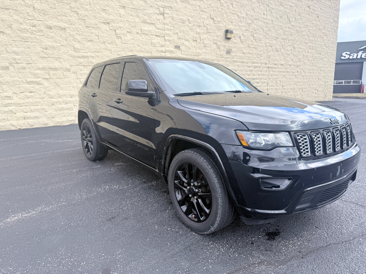 Jeep Grand Cherokee Laredo 4WD 2019