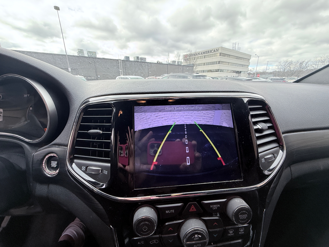 Jeep Grand Cherokee Laredo 4WD 2019