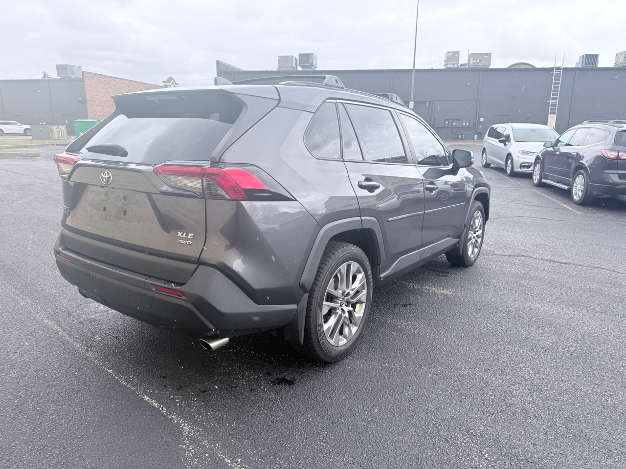 Toyota RAV4 XLE Premium AWD 2019
