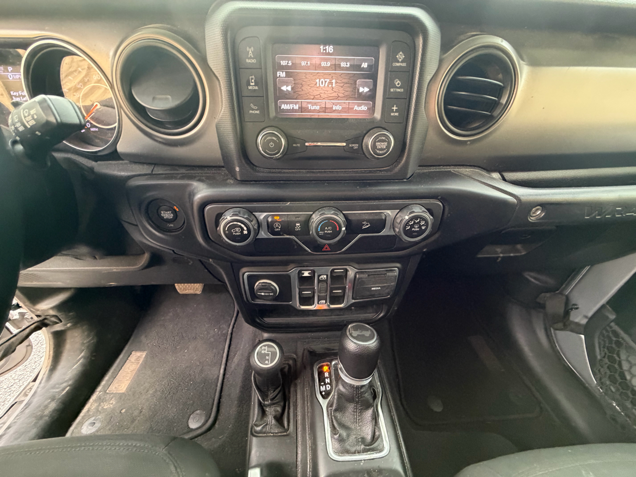 Jeep Wrangler Unlimited Sport S 2020