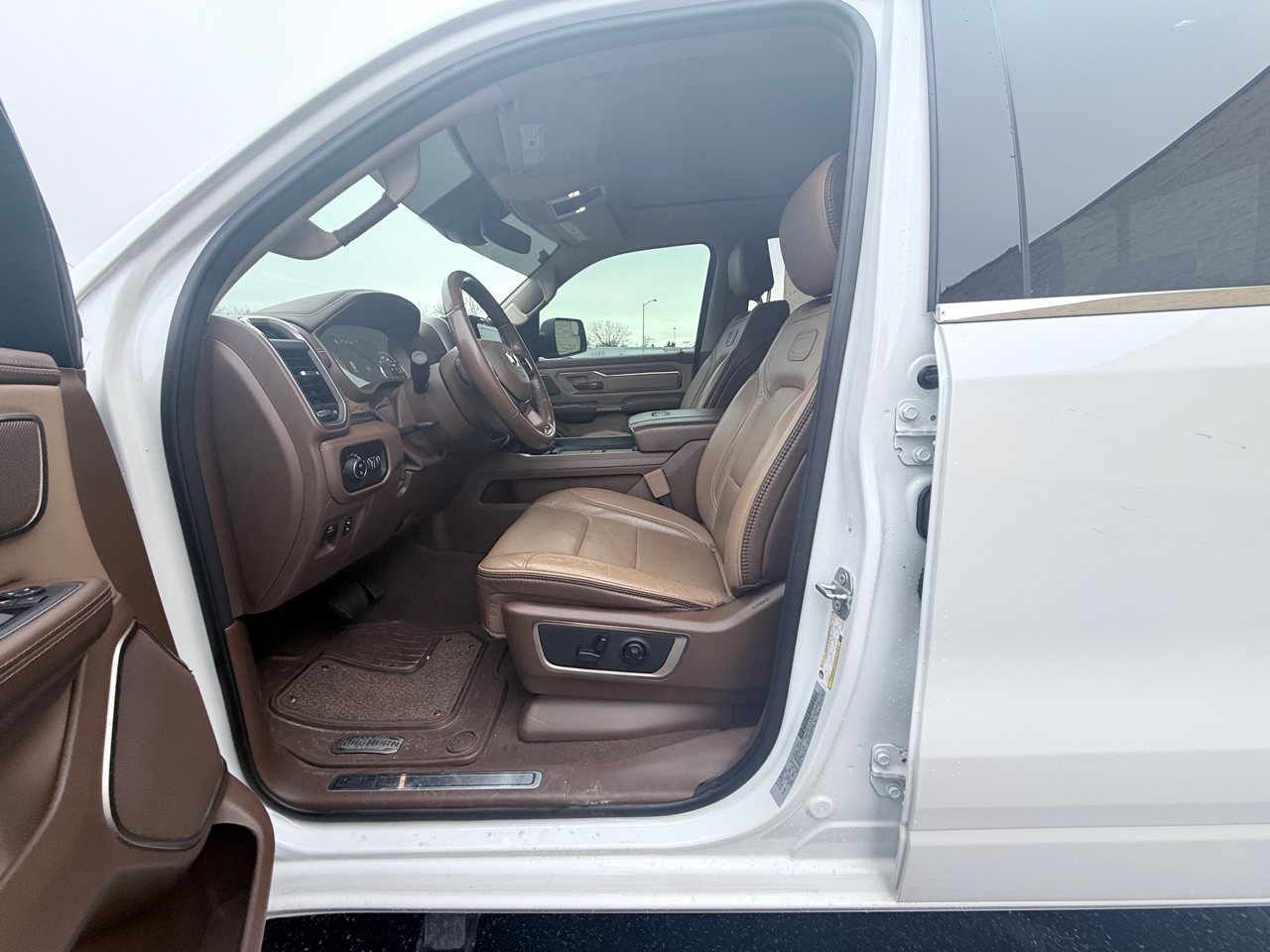 RAM 1500 Longhorn Crew Cab LWB 4WD 2019