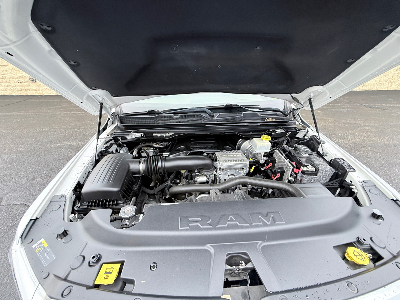 RAM 1500 Longhorn Crew Cab LWB 4WD 2019