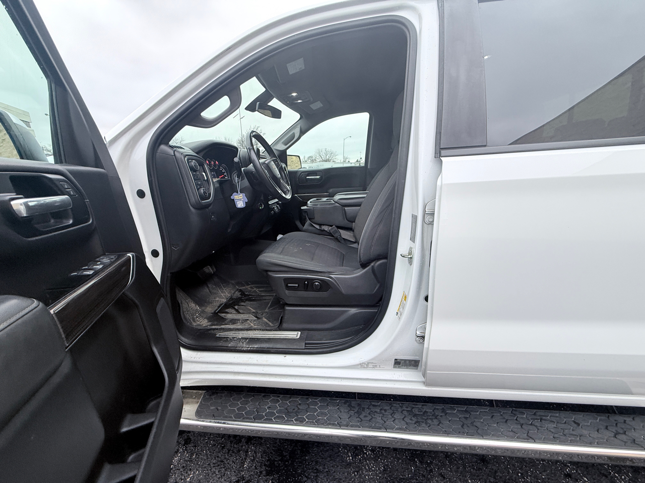 Chevrolet Silverado 1500 LT Crew Cab 4WD 2019