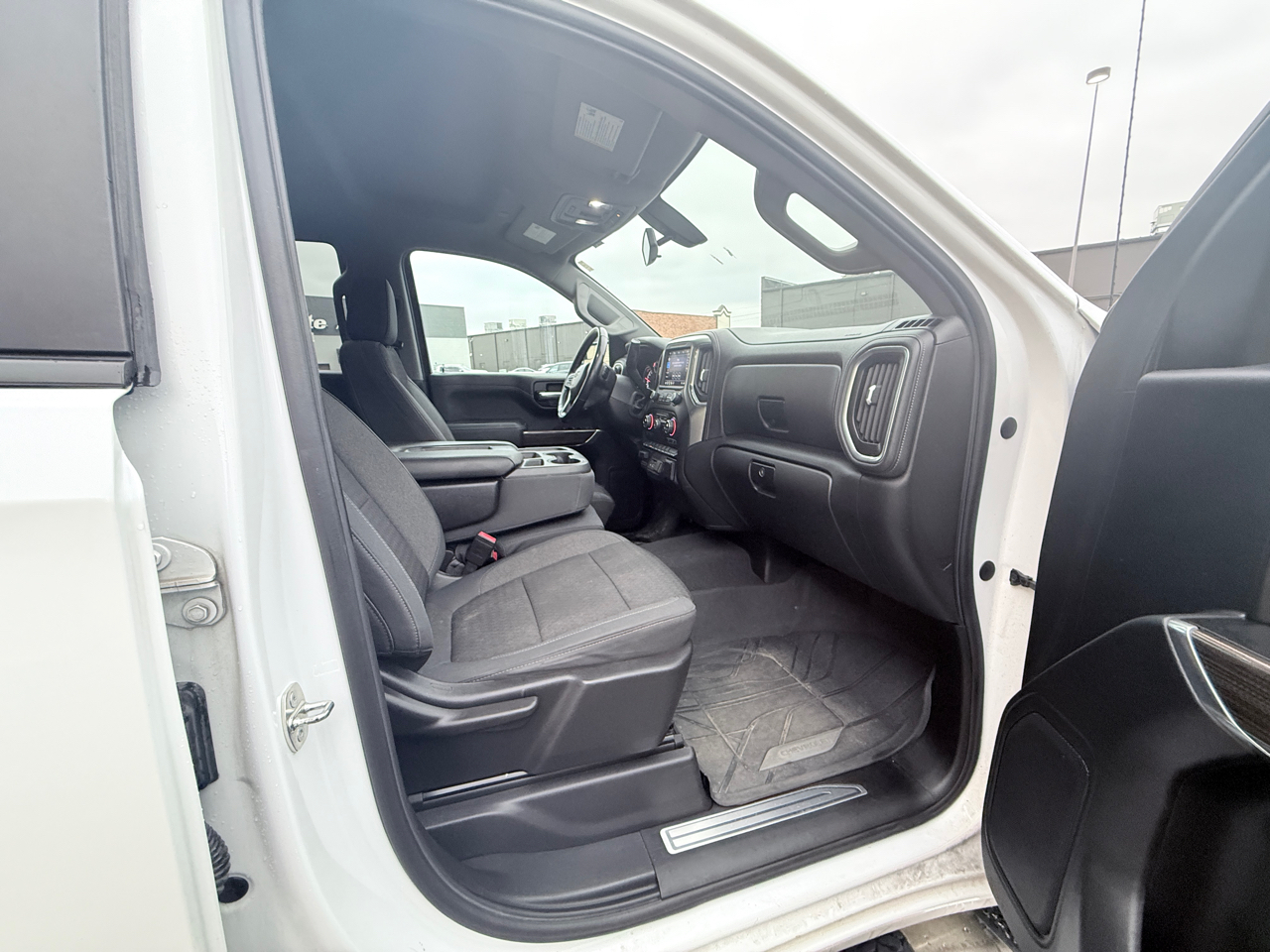 Chevrolet Silverado 1500 LT Crew Cab 4WD 2019