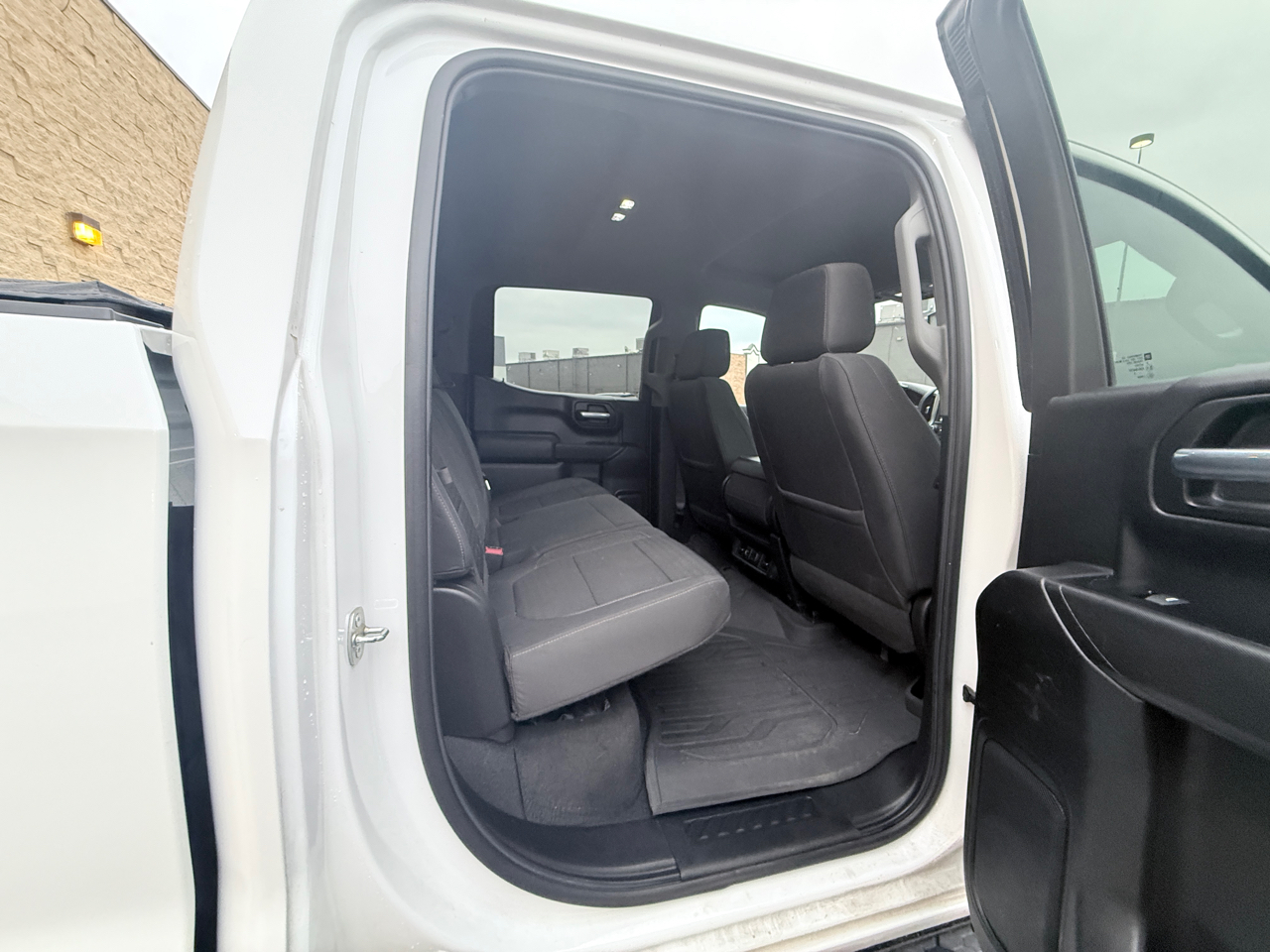 Chevrolet Silverado 1500 LT Crew Cab 4WD 2019