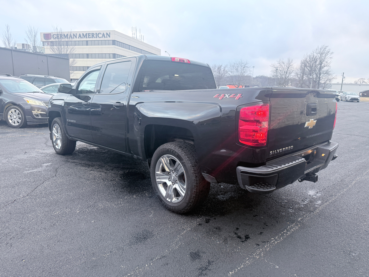 Chevrolet Silverado 1500 Custom Crew Cab 4WD 2018