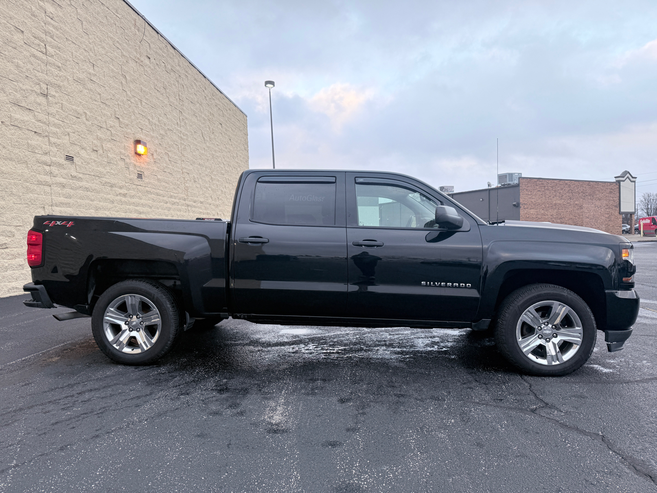 Chevrolet Silverado 1500 Custom Crew Cab 4WD 2018
