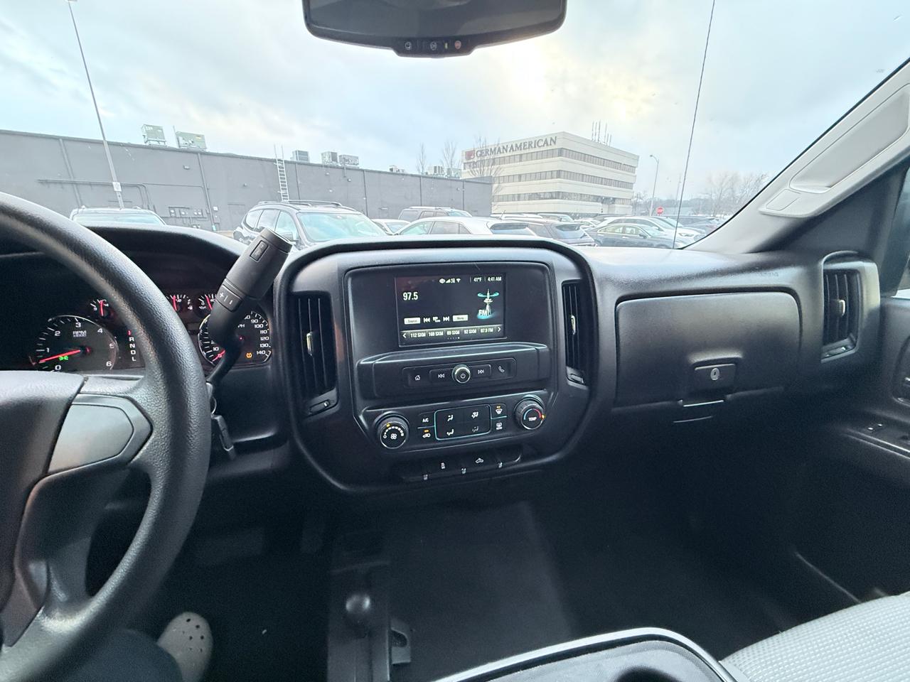 Chevrolet Silverado 1500 Custom Crew Cab 4WD 2018