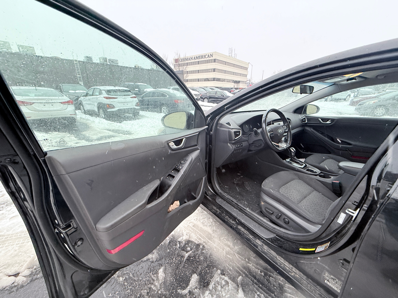 Hyundai Ioniq Hybrid Blue 2017