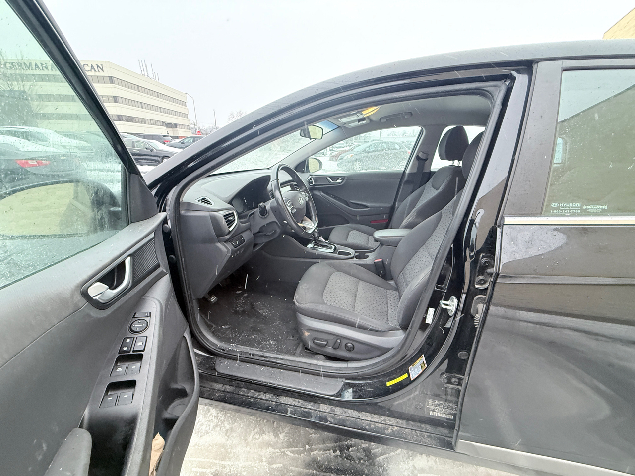 Hyundai Ioniq Hybrid Blue 2017